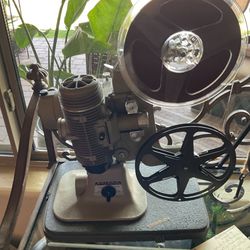 Vintage 1963 Bell & Howell Projector 