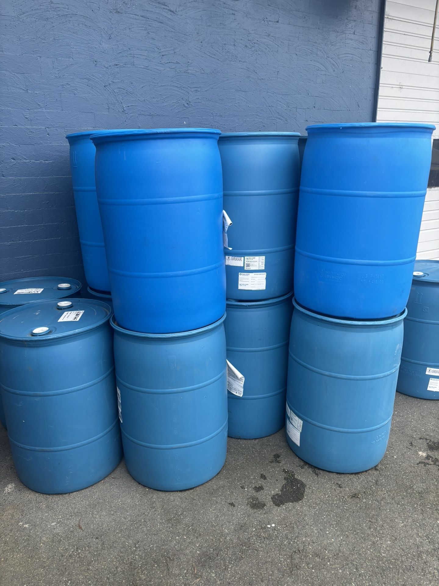 Plastic 55 Gallon Barrels