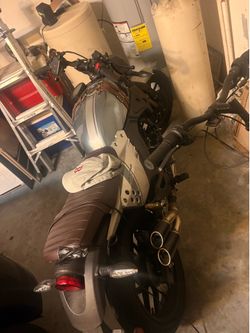 CSC SG250 San Gabriel Motorcycle