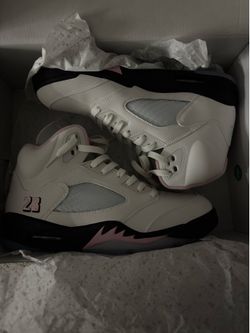Soft Pinks Brand New Size 9