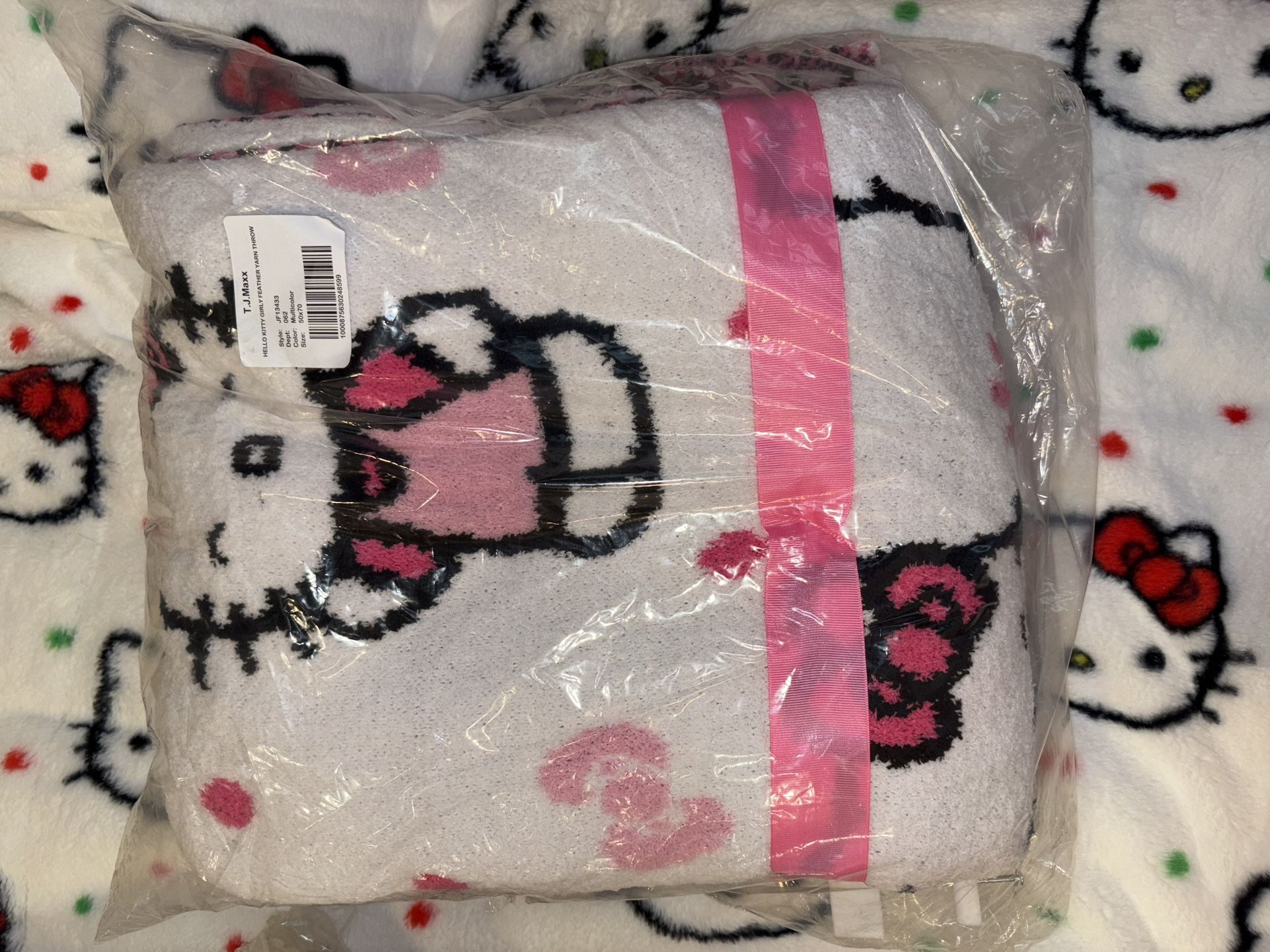 Hello Kitty Blanket