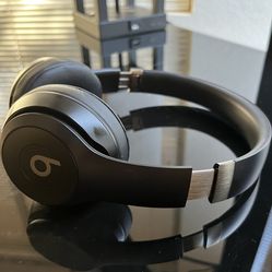 Black beats Headphones