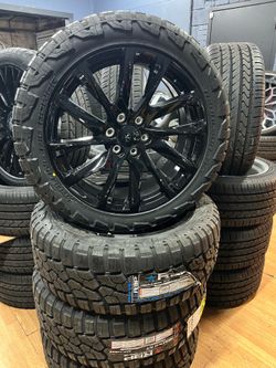 22 INCH 4 NEW RIMS. 4 NEW TIRES. MOUNTED. BALANCED. READY TO GO.