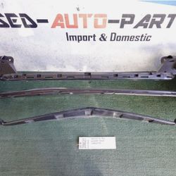2016 - 2017 - 2018 - 2019 - 2020 - 2021 - 2022 TOYOTA TACOMA FRONT BUMPER COVER OEM AY29621