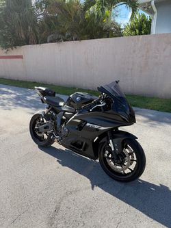 Yamaha r7 2024