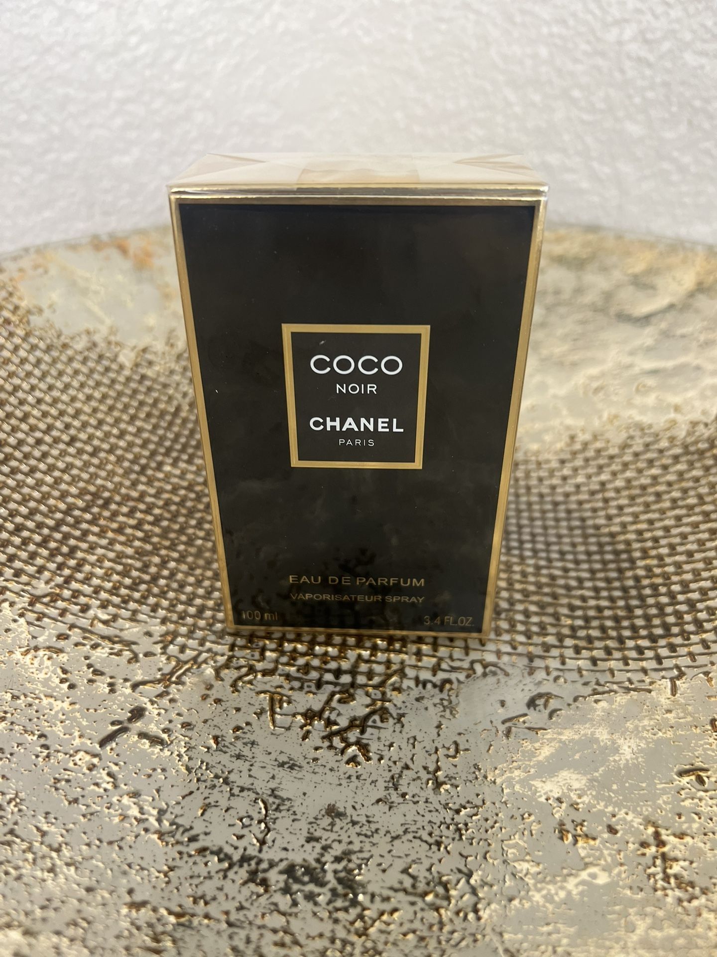 CoCo Chanel Noir Perfume