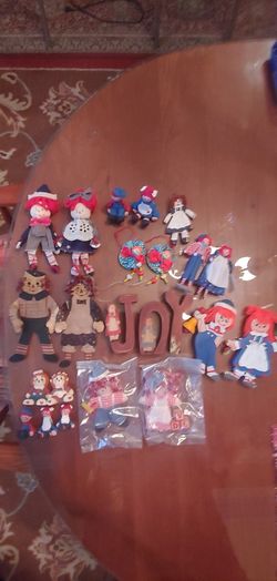 RAGGEDY ANN & ANDY COLLECTIBLES