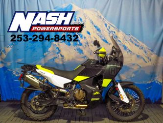 2022 Husqvarna Norden 901