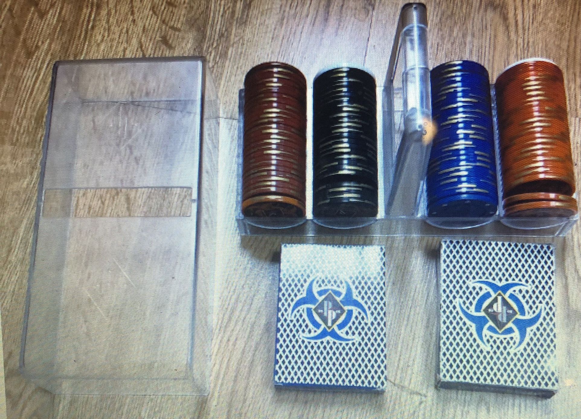 Poker chip set with cards and carrier