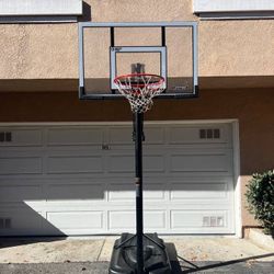 Lifetime 52 inch portable basketball hoop adjustable basketball court new 