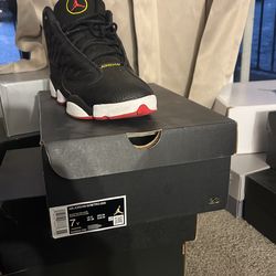 Air Jordan 13 retro Size 7y