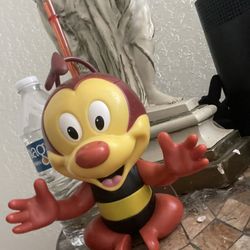 Disney Flower And Garden Bee