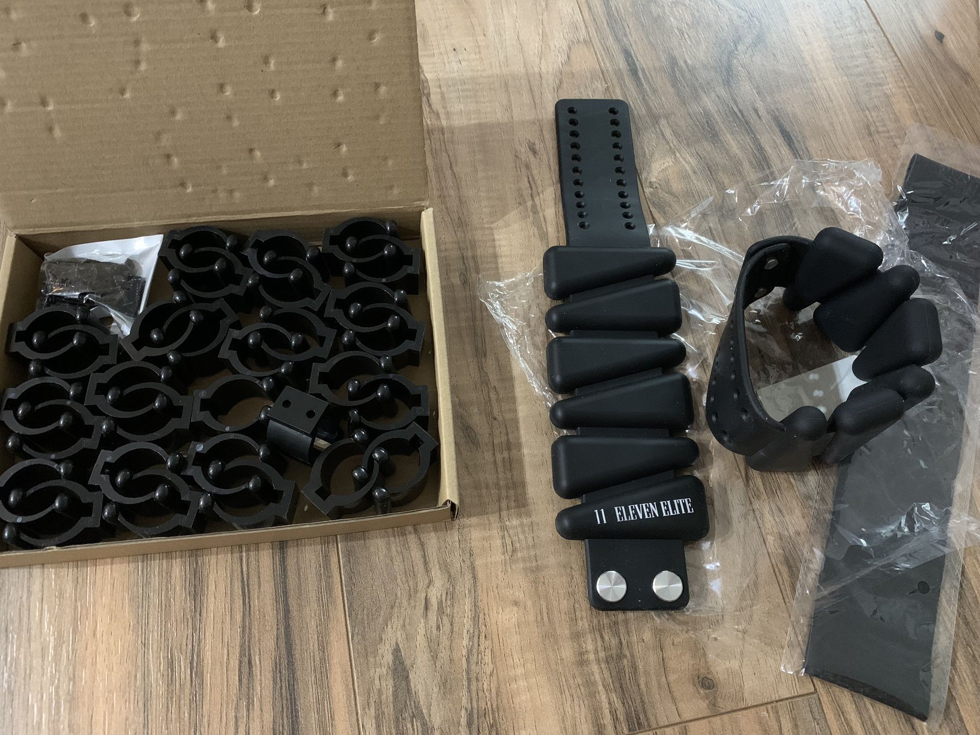 New Wrist/Ankle Weights With Exercise Band, & New 30 Pack Pool Cue Rod Holder Clips