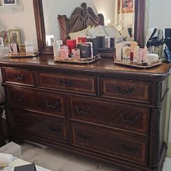 Bedroom Set Available For Pickup 