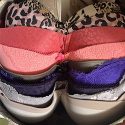 Victoria’s Secret 36DD/38D $15 each