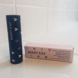 MK Limited Edition Cream Sparkle ‘Empower’ Lipstick Perfect For Holiday Glam💄💖 & 🎁 Giving Only 1 Left