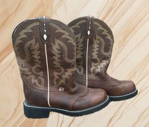 JUSTIN GYPSY WOMENS BOOTS ROUND TOE WESTERN COWBOY  SIZE 9 /  L909