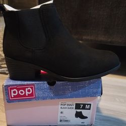 Pop Emmy Black Suede Boots