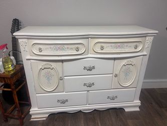 Princess Wooden Dresser