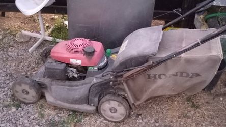 Honda lawn mower