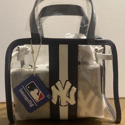 New York Yankees- Stadium Crossbody & Pouch