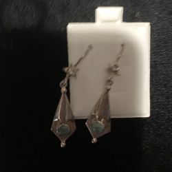 925Sterling silver inlay diamond and emerald earring