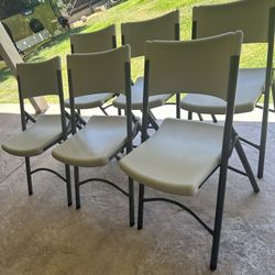 6 Foldable Chairs