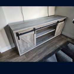 TV STAND