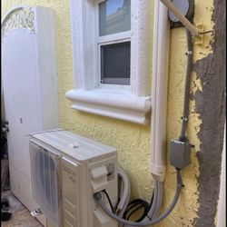 Mini Split (Air Conditioner)