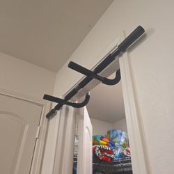 Pull Up Bar