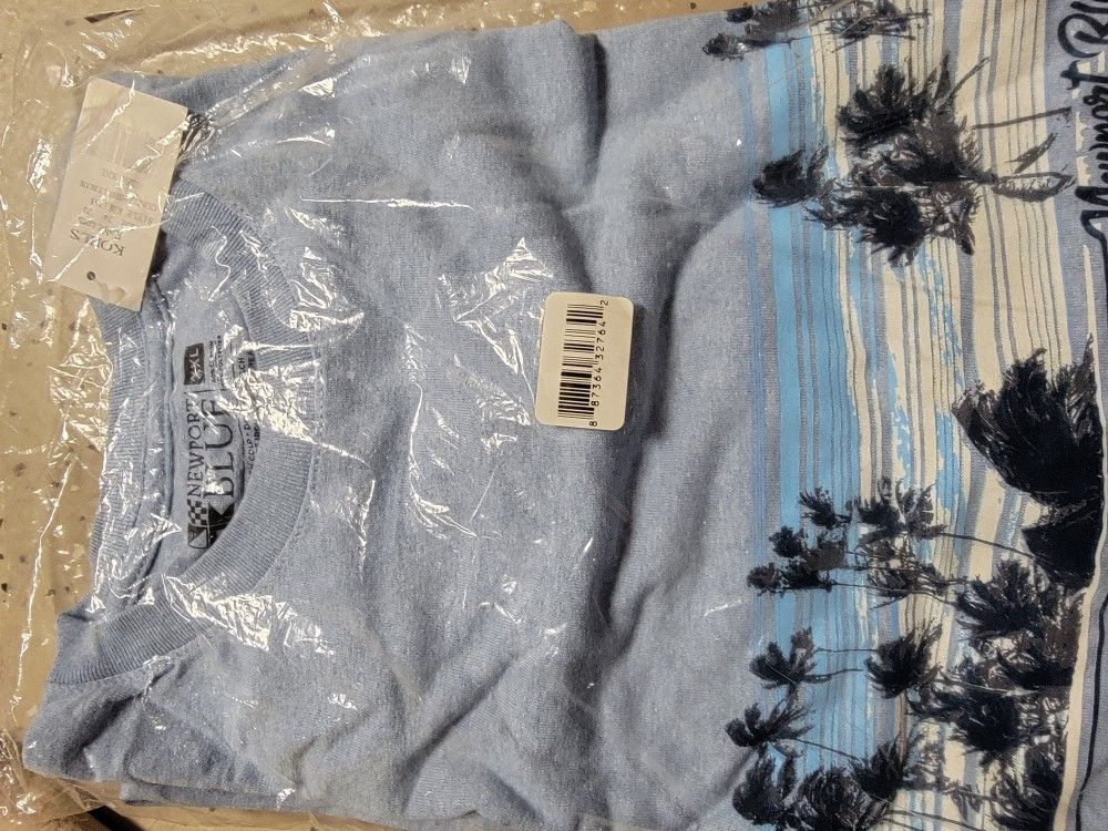 Brand New Shirt In Size XXL