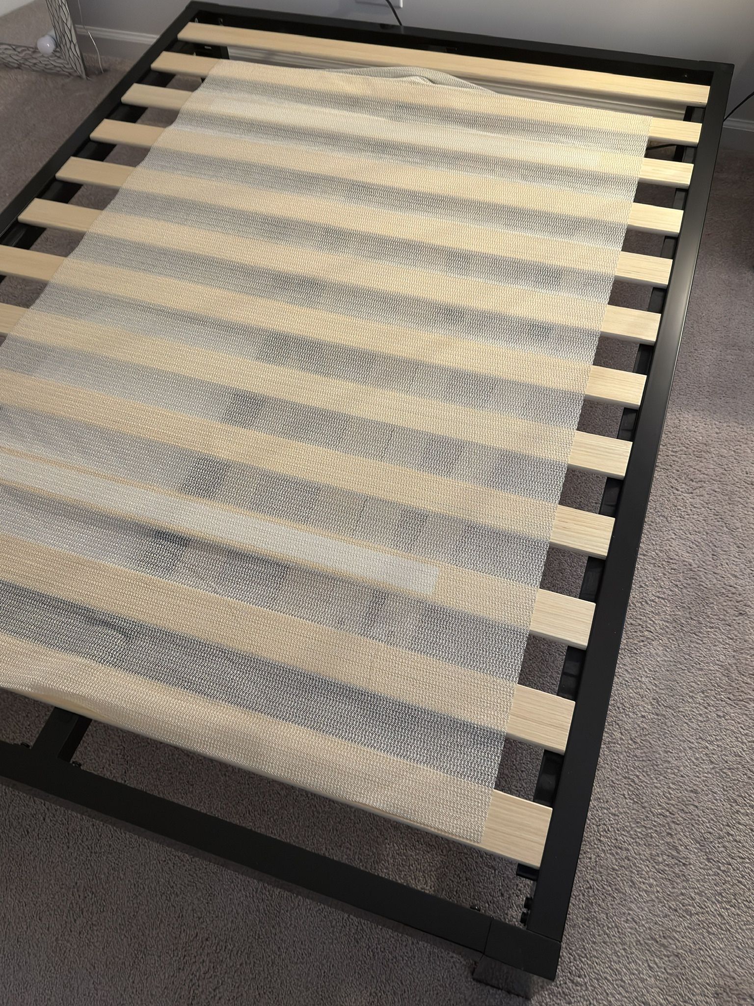 Metal Bed Frame-Full Size 