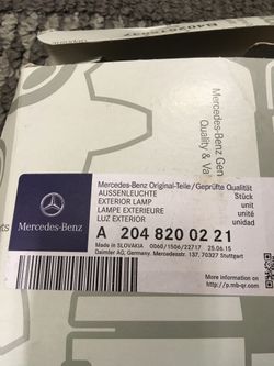 Mercedes Benz side right front marker