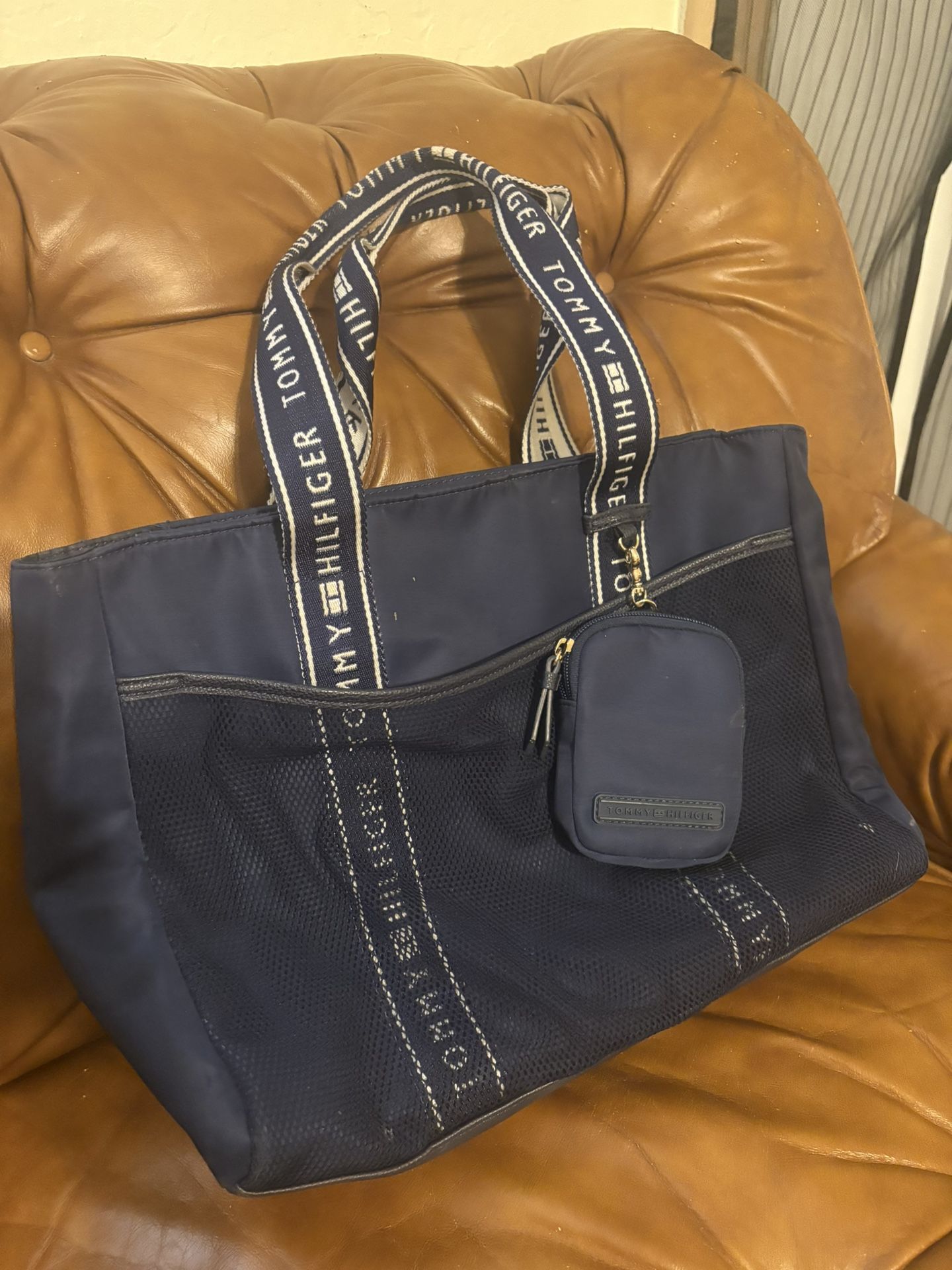 Tommy Hilfiger Tote