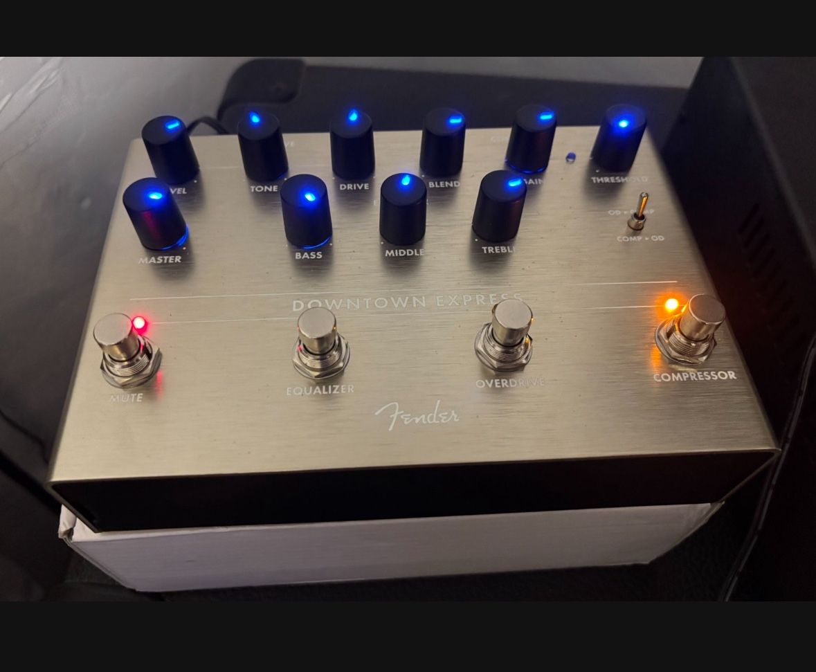 Fender Downtown Express Bass Multi-Effect Pedal