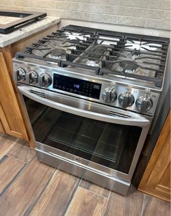 LG 4 burner Stove 2022 model