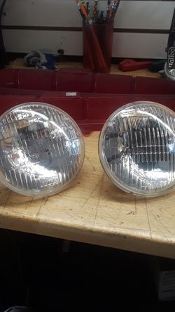 T3 HEADLIGHTS $20 PAIR