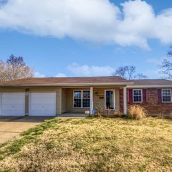 You'll love living in this stylish 3 bedroom home in MO.