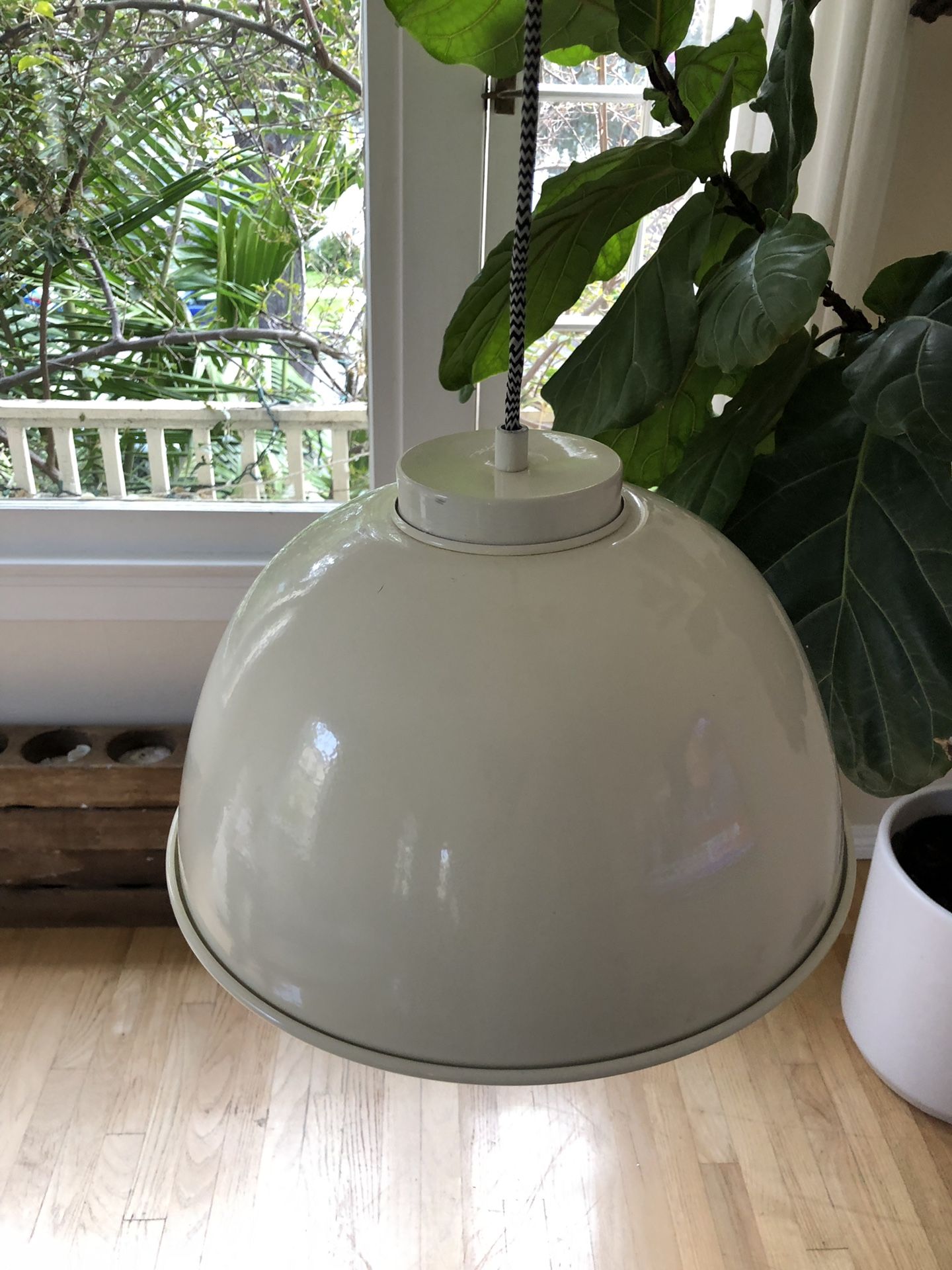 HD Buttercup brand new hanging lamp