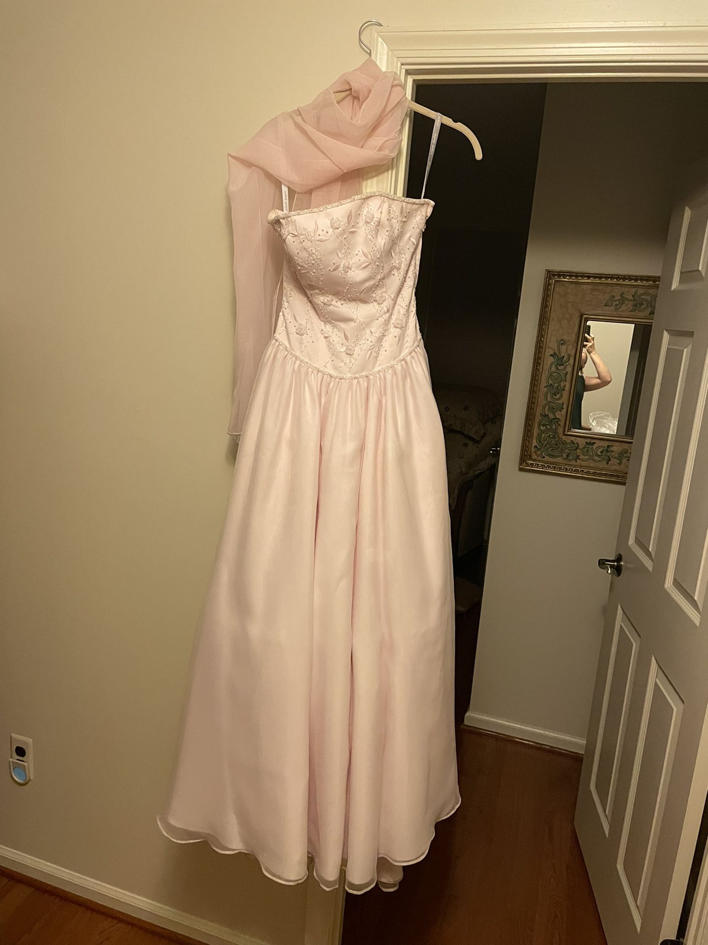 Alfred Angelo pink poofy Gown/ Prom dress