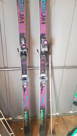 Skis