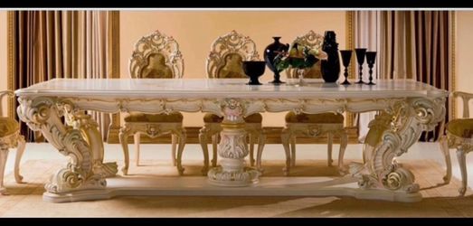 Dinning table made in Italy
