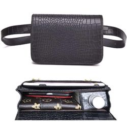 Woman’s Waist Belt Bag