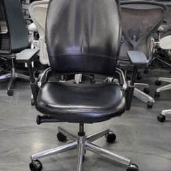 Warehouse SALE 30-90% off Large Selection Of New And Used Office Chairs