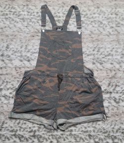 VENUS Brown and Gray Camo Short Overalls