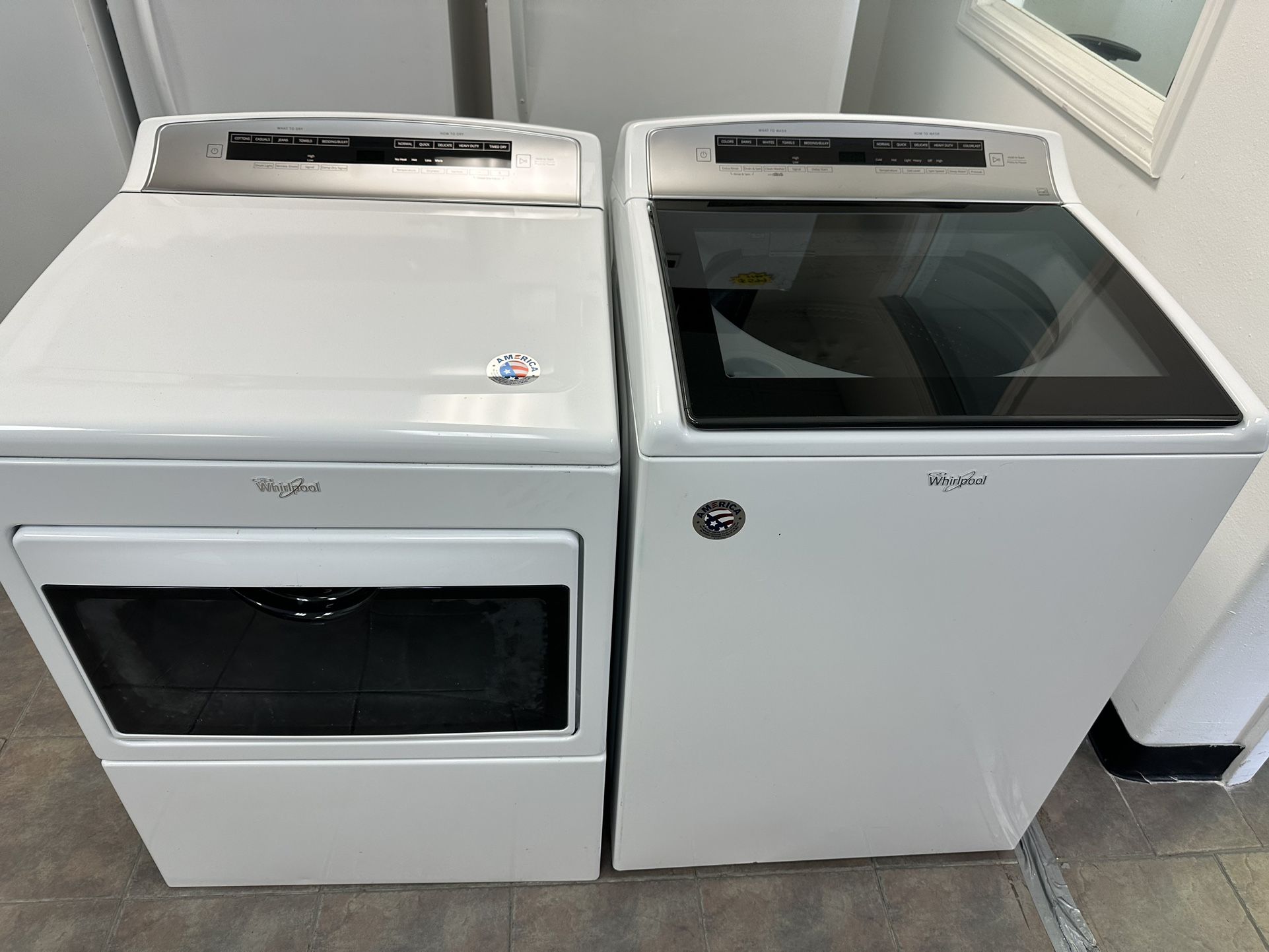 Whirlpool Washer And Electric Dryer Set