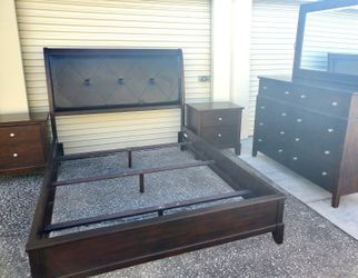 Brown Bedroom Furniture Queen Dresser Set