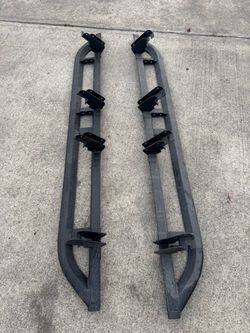 2023-2025 CHEVY COLORADO GMC CANYON RIGHT SIDE RUNNING BOARD NERF BAR STEP PAD