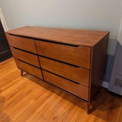 New 58’ Mcm Dresser / Free Delivery 