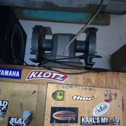 Grinder And  You Can Put A Buffer Or Whatever You Want On The Other Side And It's Got A Light On It But You Have To Fix The Light